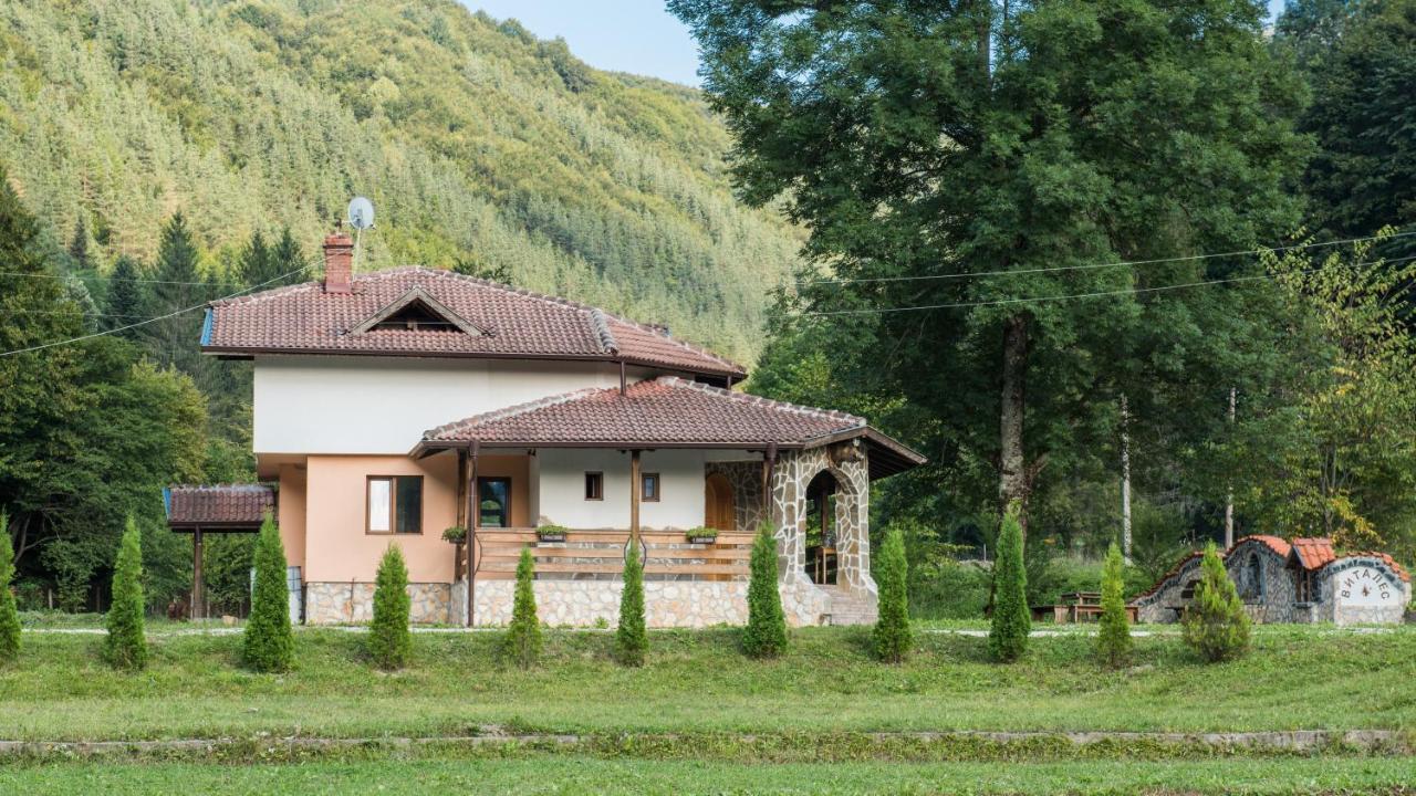Къща За Гости Черна Река Ribarica Esterno foto