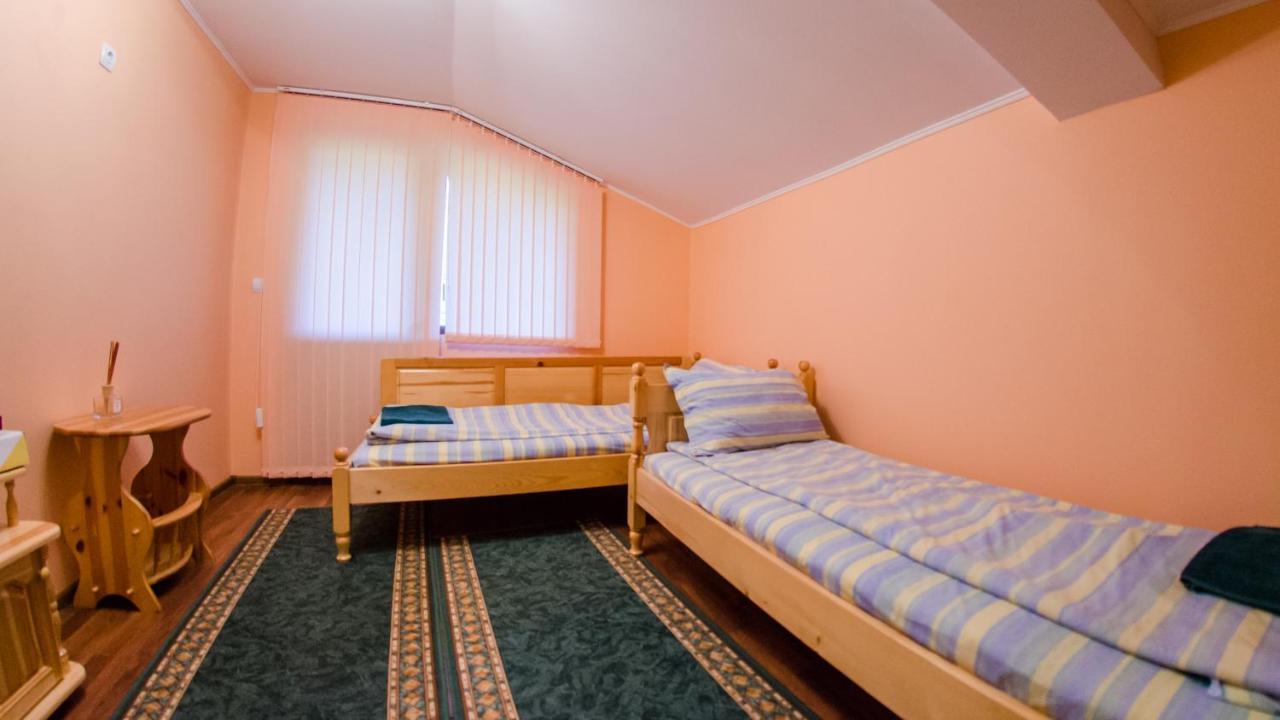 Къща За Гости Черна Река Ribarica Esterno foto